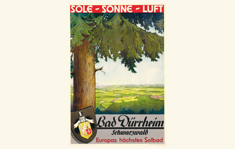 Großer Baumstamm mit Tannenzweigen im Vordergrund, dahinter weite grüne Landschaft mit Bergen und Dörfern, Text 'SOLE - SONNE - LUFT', 'Bad Dürrheim Schwarzwald', 'Europas höchstes Solbad'.