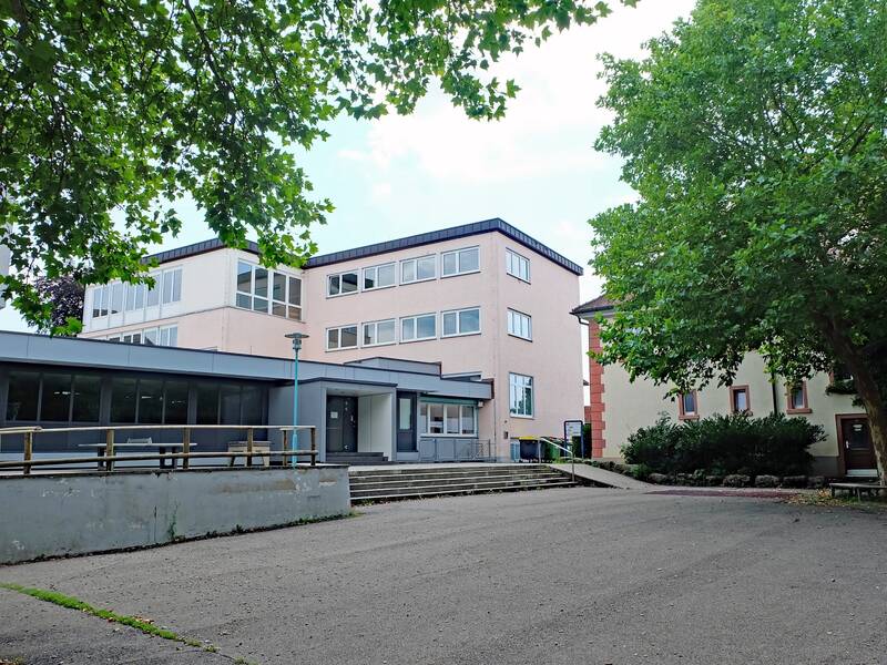 Schulhof der Grund und Werkrealschule